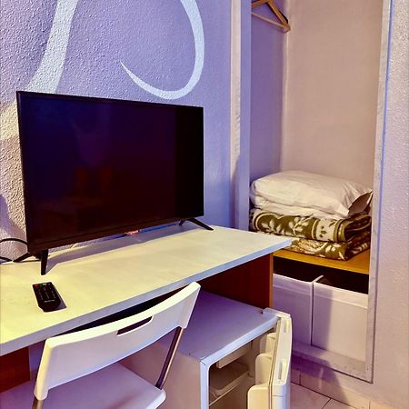 Hostal La Rosa Касерес Экстерьер фото