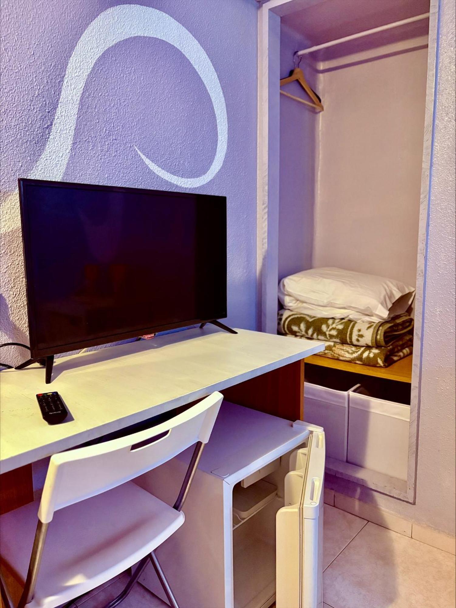 Hostal La Rosa Касерес Экстерьер фото